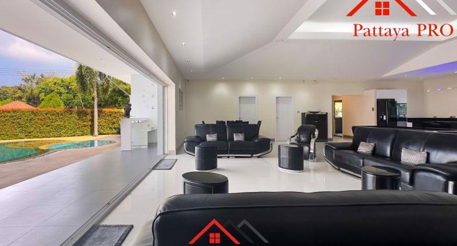 Haus zum Kauf mit 4 Zimmer in Bang Lamung, Chonburi