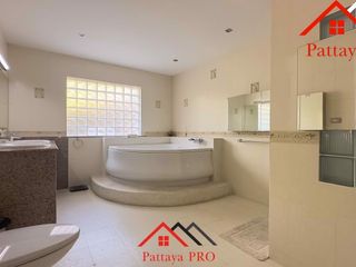 For sale 4 bed house in Bang Lamung, Chonburi
