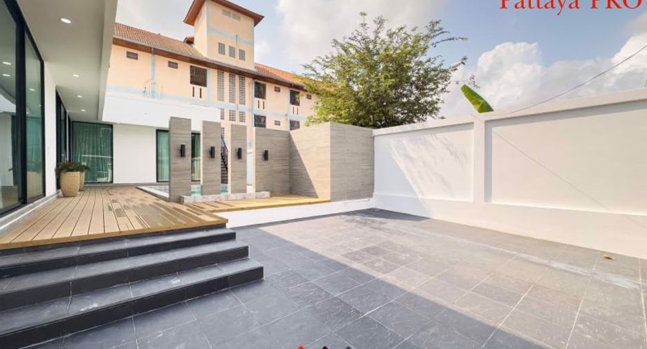 Haus zum Kauf mit 4 Zimmer in Bang Lamung, Chonburi