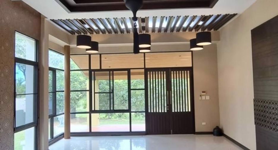 For sale 3 bedrooms house in Bang Lamung, Chonburi