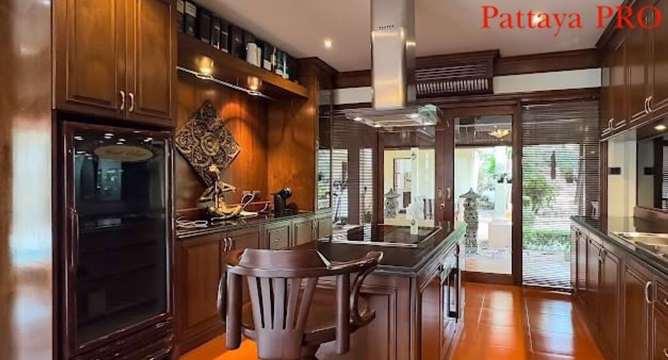 For sale 3 bed house in Bang Lamung, Chonburi