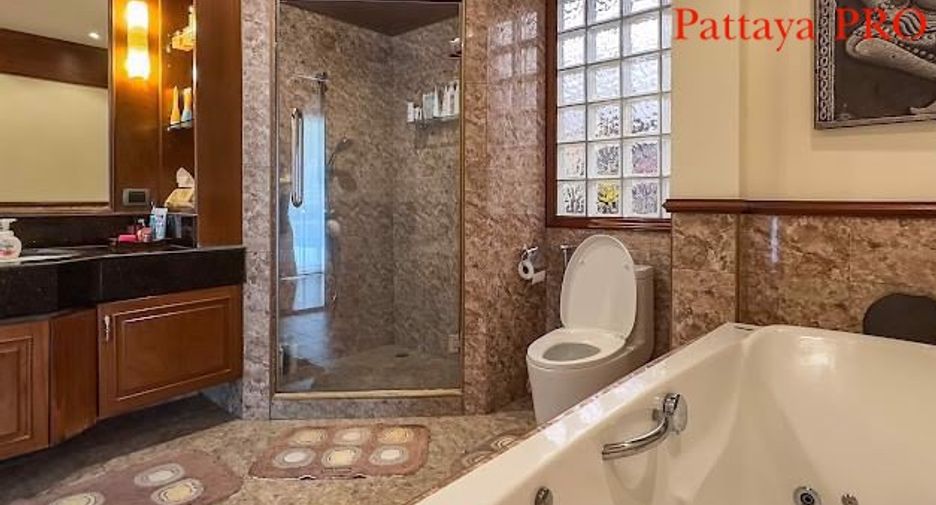 For sale 3 bed house in Bang Lamung, Chonburi
