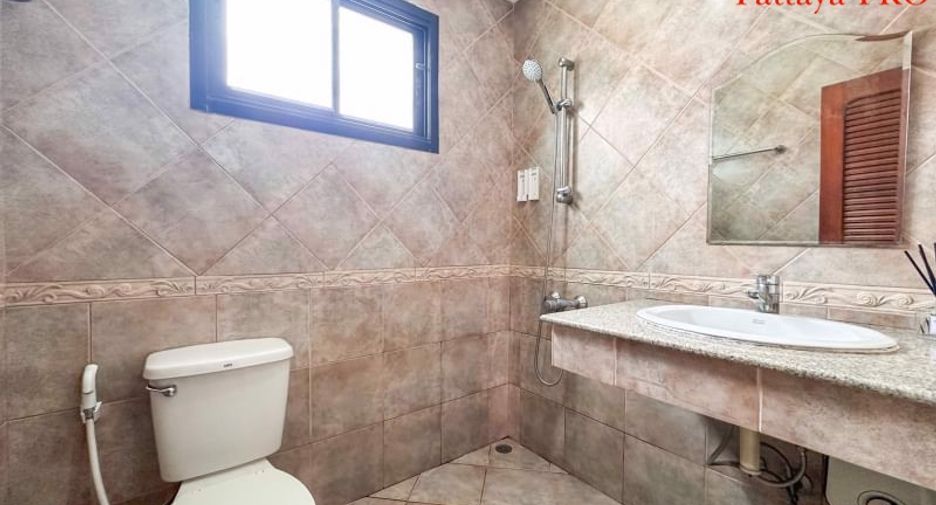 For sale 3 bed house in Bang Lamung, Chonburi