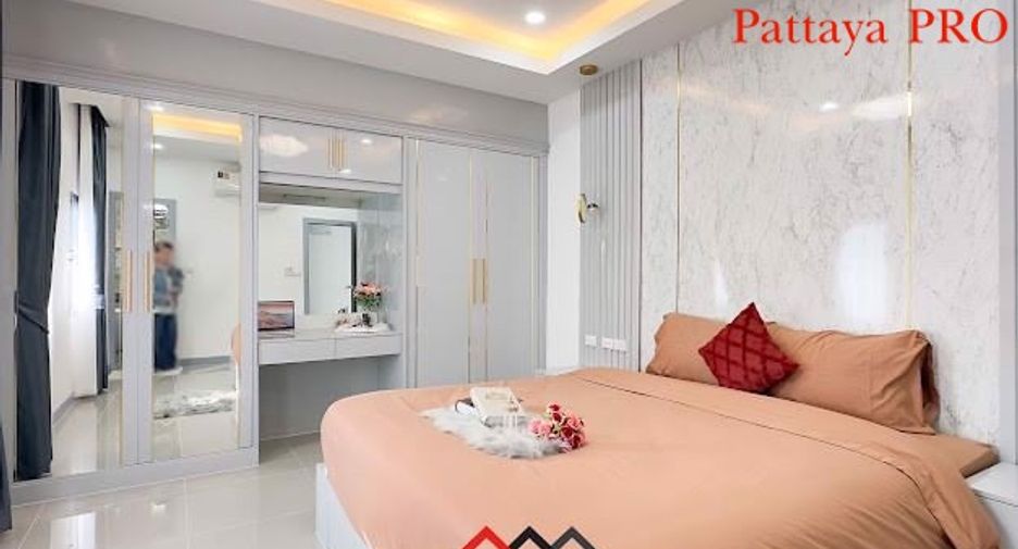 Haus zum Kauf mit 4 Zimmer in Bang Lamung, Chonburi