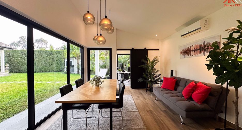 For sale 4 bedrooms house in Bang Lamung, Chonburi
