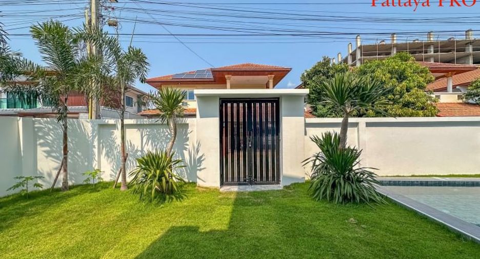 Haus zum Kauf mit 5 Zimmer in Bang Lamung, Chonburi