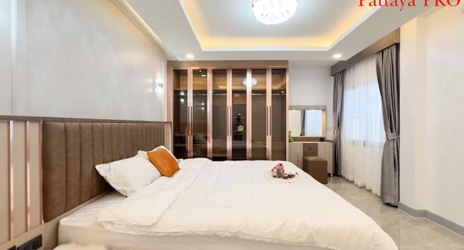 Haus zum Kauf mit 5 Zimmer in Bang Lamung, Chonburi
