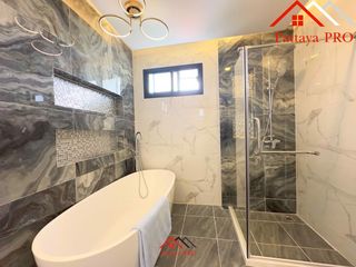 For sale 5 bed house in Bang Lamung, Chonburi