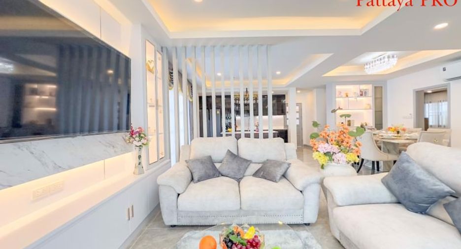 Haus zum Kauf mit 5 Zimmer in Bang Lamung, Chonburi