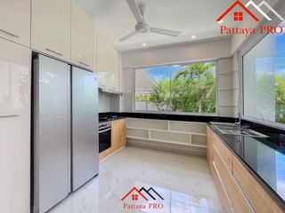 For sale 6 bed house in Bang Lamung, Chonburi