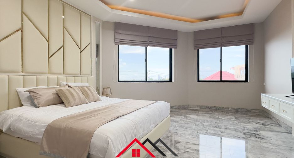 For sale 4 bedrooms condo in Bang Lamung, Chonburi