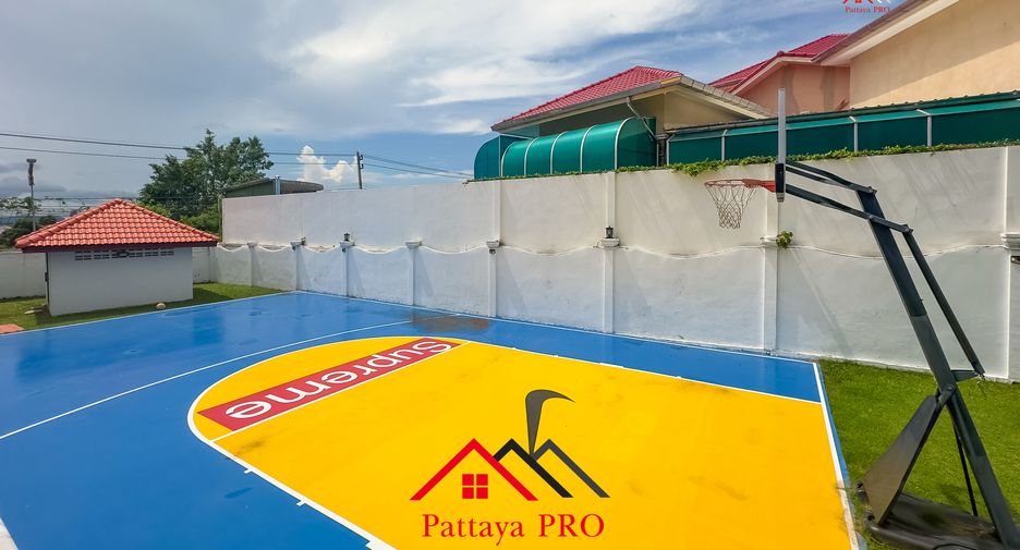 For sale 4 bedrooms condo in Bang Lamung, Chonburi