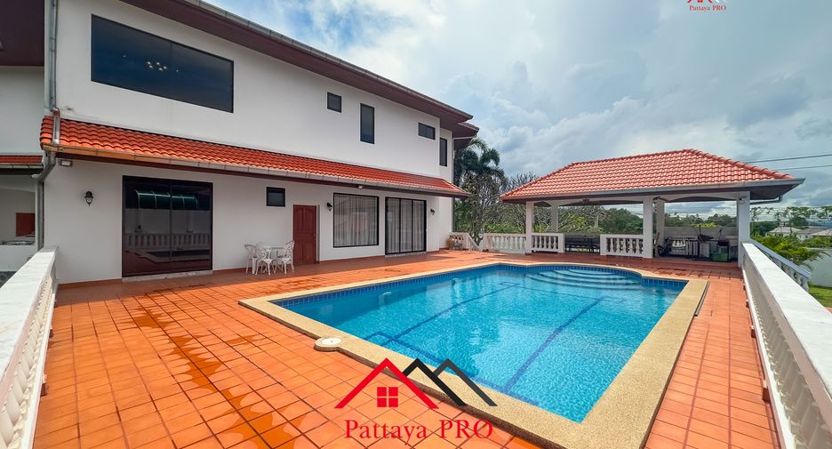 For sale 4 bedrooms condo in Bang Lamung, Chonburi