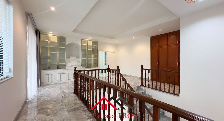 For sale 4 bedrooms condo in Bang Lamung, Chonburi