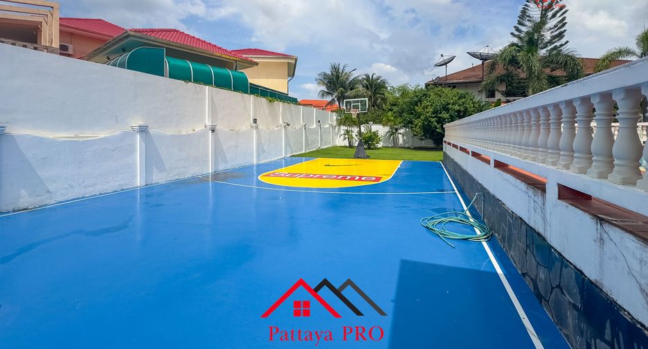 For sale 4 bedrooms condo in Bang Lamung, Chonburi