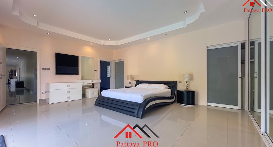 For sale 4 bedrooms house in Bang Lamung, Chonburi