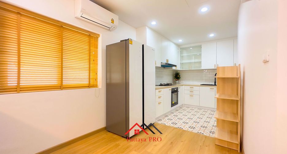 Haus zum Kauf mit 4 Zimmer in Sattahip, Chonburi
