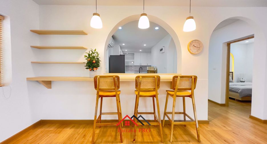 Haus zum Kauf mit 4 Zimmer in Sattahip, Chonburi