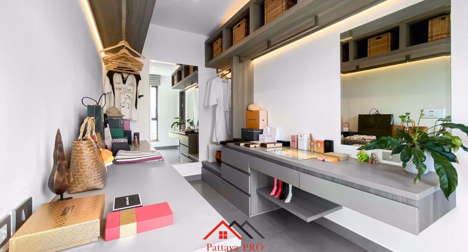 For sale 3 bedrooms house in East Pattaya, Pattaya