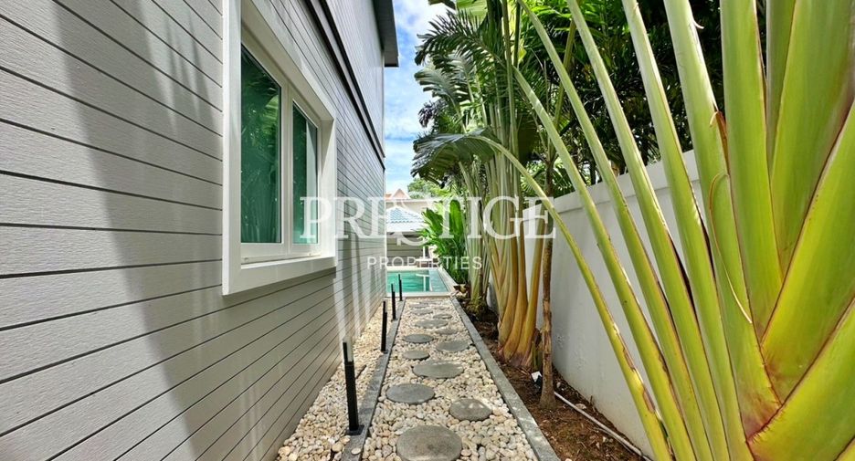 For sale 5 bedrooms house in Bang Lamung, Chonburi