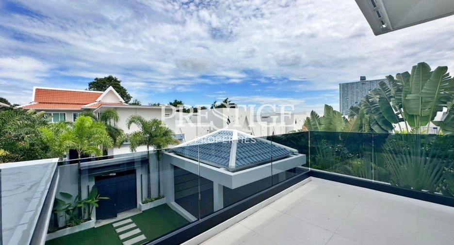 For sale 5 bedrooms house in Bang Lamung, Chonburi