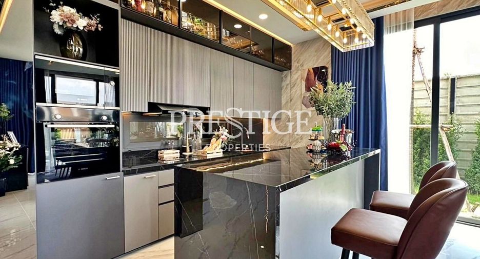 À vendre 5 chambres maison à East Pattaya, Pattaya
