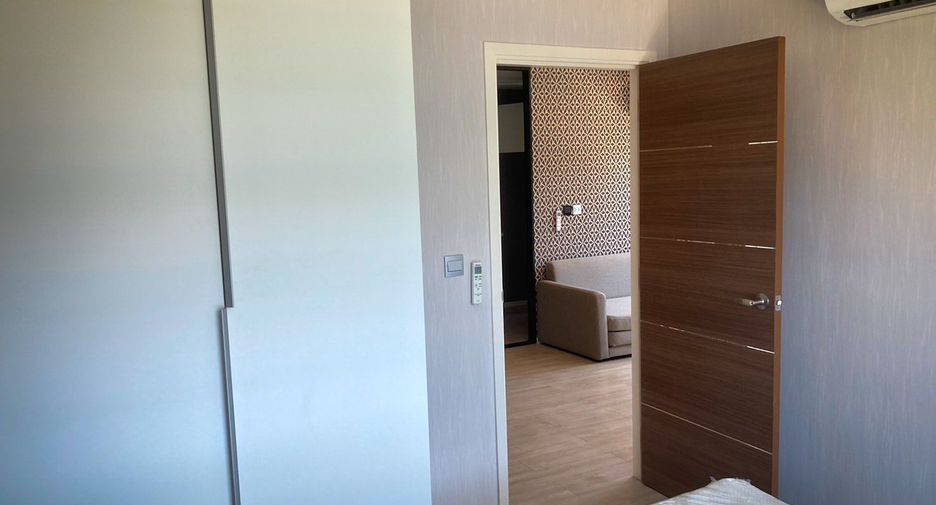 For sale 2 Beds condo in Lat Phrao, Bangkok
