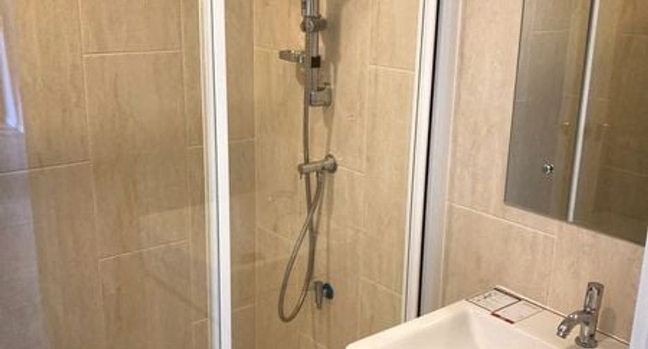 For sale 2 Beds condo in Lat Phrao, Bangkok