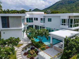 For sale 6 bed villa in Cha Am, Phetchaburi