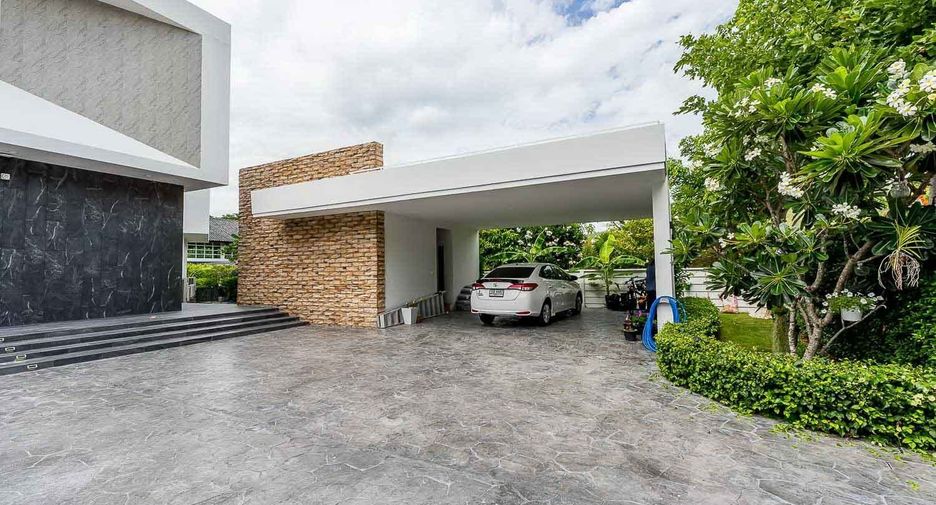 For sale 6 Beds villa in Cha Am, Phetchaburi