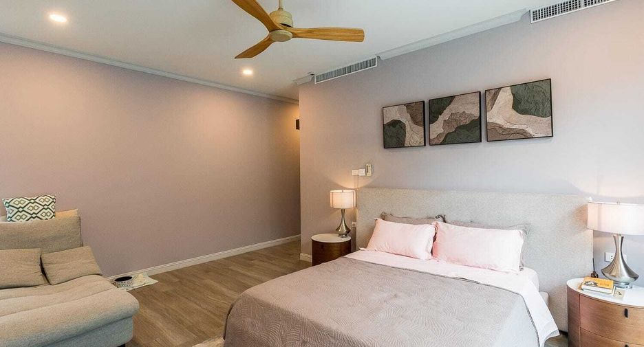For sale 6 Beds villa in Cha Am, Phetchaburi
