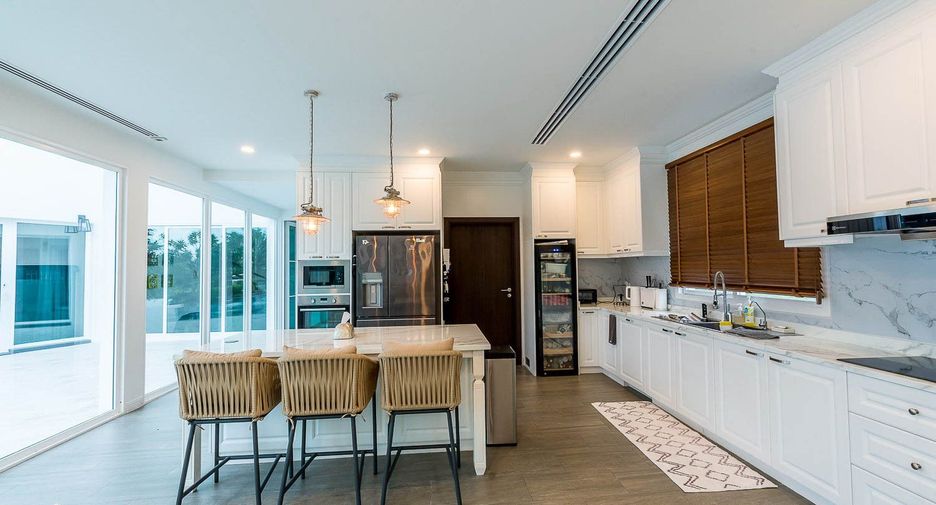 For sale 6 Beds villa in Cha Am, Phetchaburi