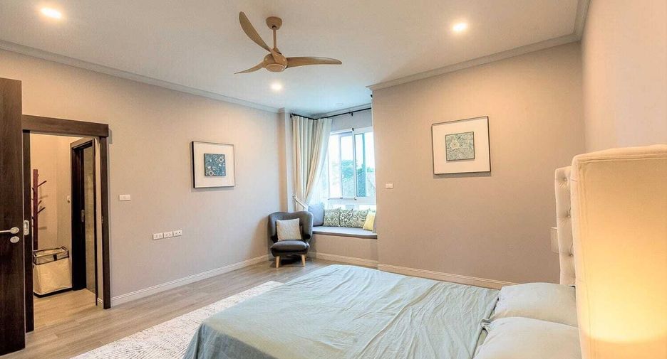 For sale 6 Beds villa in Cha Am, Phetchaburi