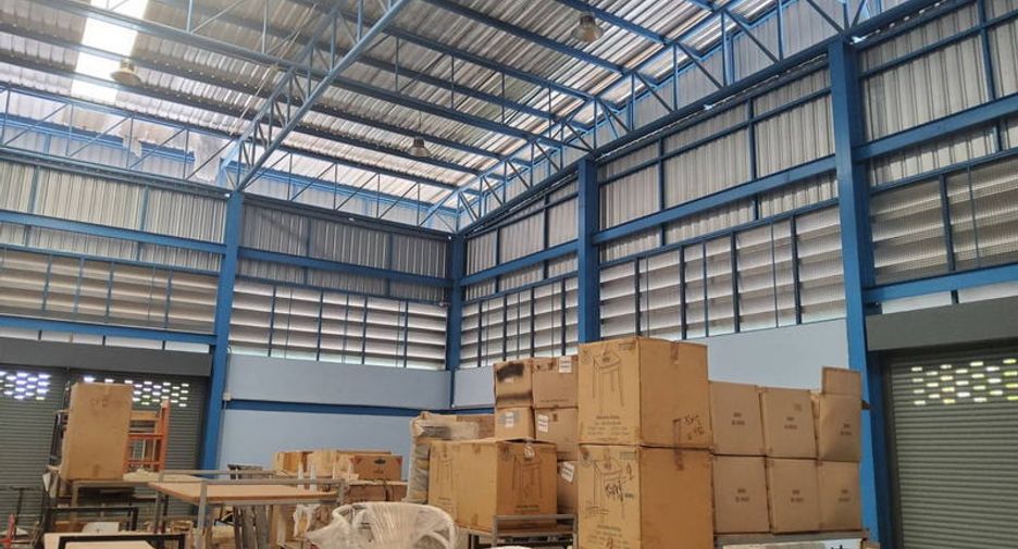 For sale warehouse in Mueang Nonthaburi, Nonthaburi