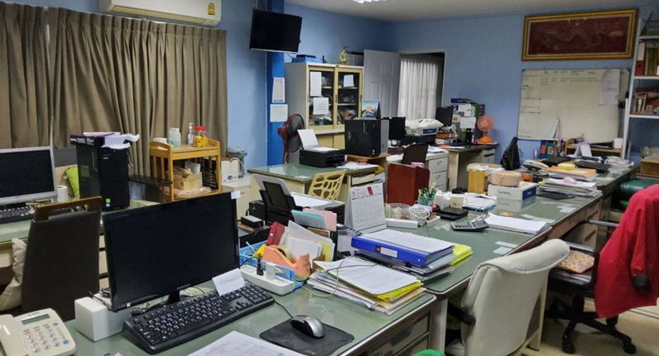For sale warehouse in Mueang Nonthaburi, Nonthaburi