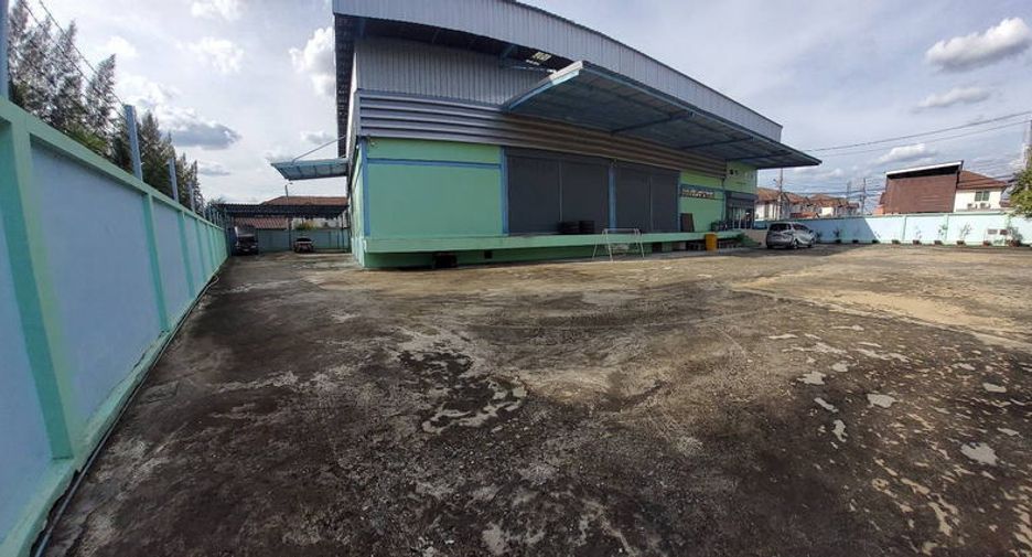For sale warehouse in Mueang Nonthaburi, Nonthaburi