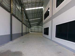 For sale warehouse in Krathum Baen, Samut Sakhon