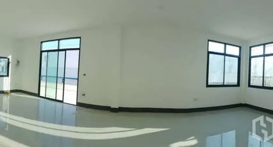 For rent and for sale warehouse in Sai Noi, Nonthaburi