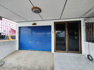 For sale 2 bed townhouse in Tha Yang, Phetchaburi