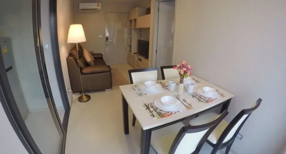 For sale 1 bed condo in Khlong Toei, Bangkok Hipflat