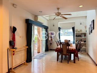 For sale 4 bedrooms house in Mueang Rayong, Rayong