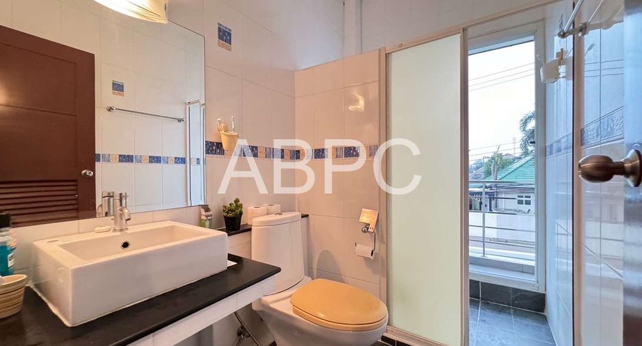 À vendre 4 chambres maison à Mueang Rayong, Rayong