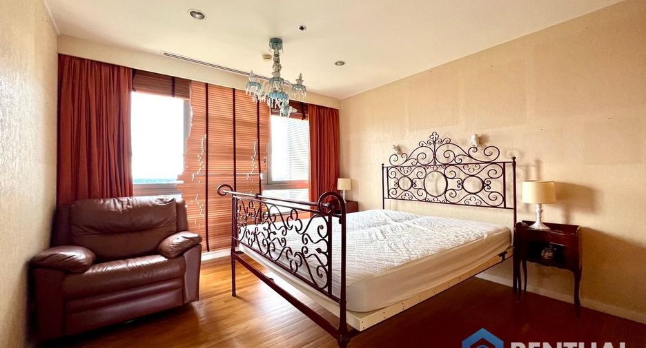 For sale 3 bedrooms condo in North Pattaya, Pattaya