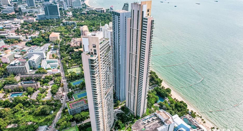 For sale 3 bedrooms condo in North Pattaya, Pattaya