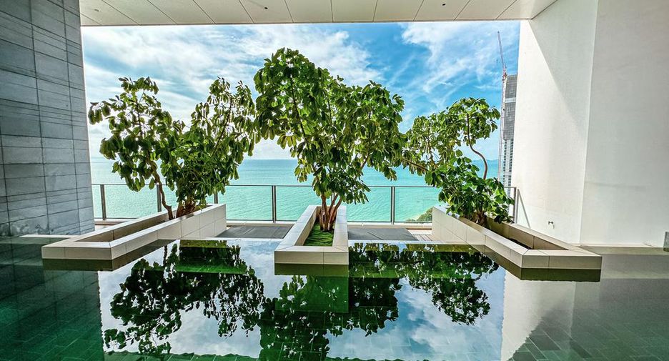 For sale 3 bedrooms condo in North Pattaya, Pattaya
