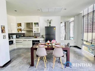 For sale 4 bedrooms house in Jomtien, Pattaya