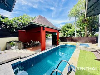 For sale 4 bedrooms house in Jomtien, Pattaya