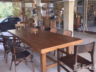 For sale 5 bed villa in Mueang Lamphun, Lamphun
