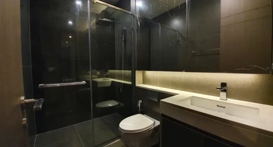 Wohnung zur Miete mit 2 Zimmer in Watthana, Bangkok