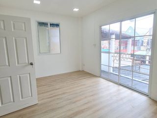 For sale 4 bed townhouse in Bang Khae, Bangkok